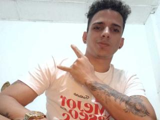 HottLoverGuy69 - Sexe cam en vivo - 24949141