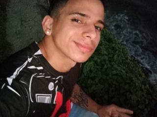 HottLoverGuy69 - Sexe cam en vivo - 24949157