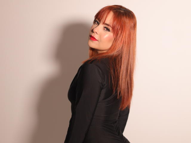 MartinaFiit - Live porn &amp; sex cam - 24950265