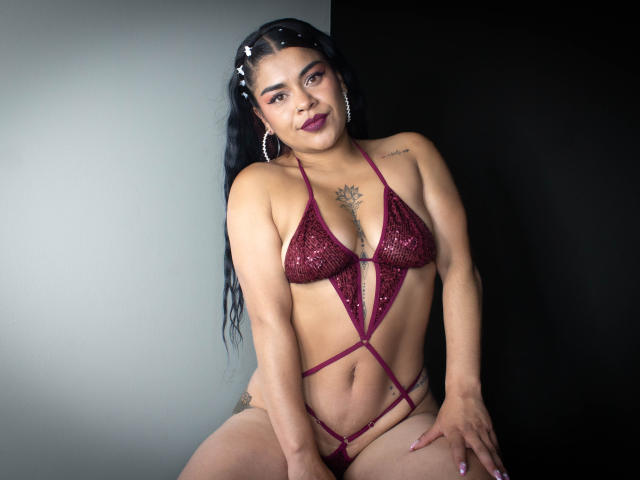MiahbelleE - Live sex cam - 24957153