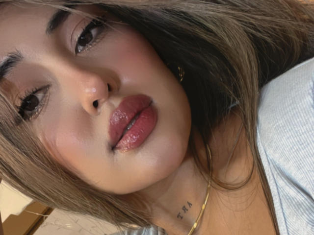 MaeCollins - Live porn &amp; sex cam - 24957217