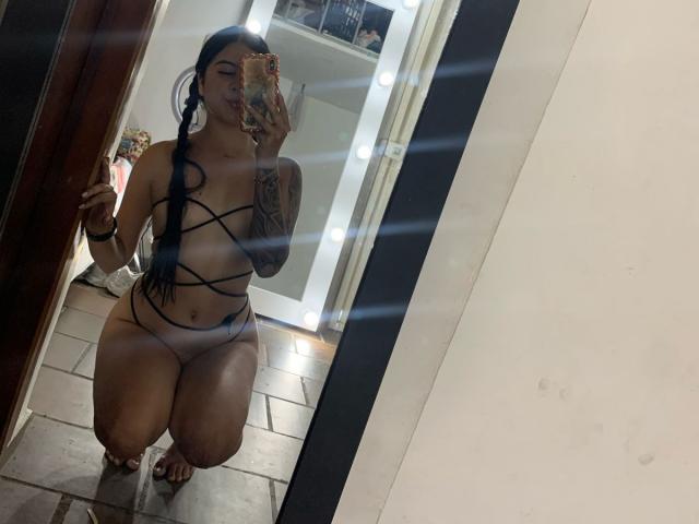 NicoleCollins - Sexe cam en vivo - 24957361