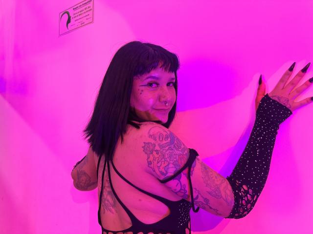 SalmaStonne - Live sexe cam - 24963137