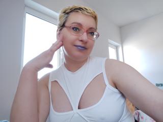 DiamondLeona - Live Sex Cam - 24963921