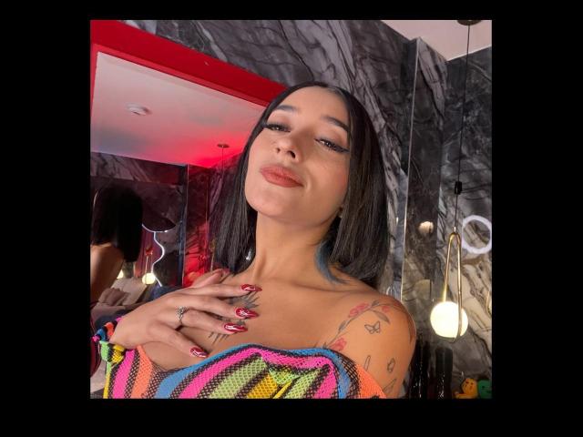 SalomeMille - Live porn &amp; sex cam - 24966925