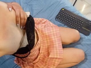 EmmaCourse - Live sex cam - 24968205