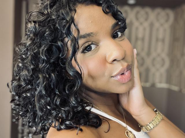 LisaMendez - Live sexe cam - 24973457