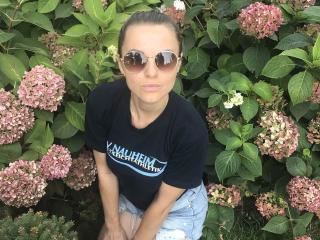 BelleLisaG - Live sex cam - 24976269