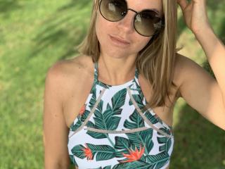 BelleLisaG - Live porn &amp; sex cam - 24976401
