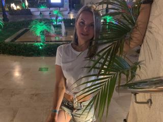 BelleLisaG - Live sex cam - 24976429