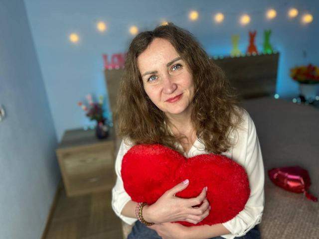 KseniaWiss - Live Sex Cam - 24979209