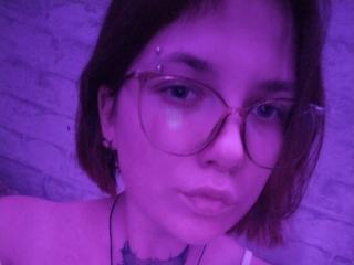 GeneKim - Live sex cam - 24980417