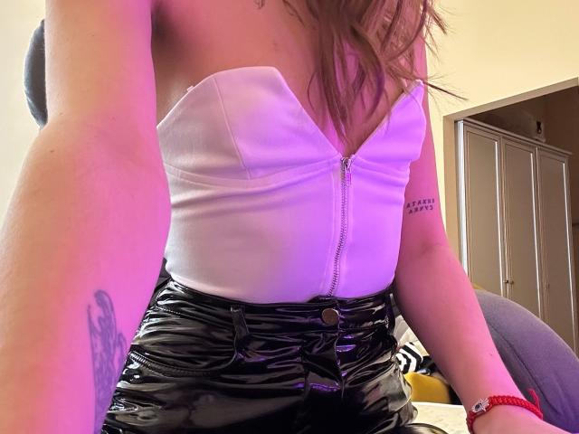 Karish - Live Sex Cam - 24988173