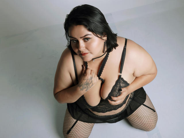 FlaviaSaenz - Live sexe cam - 24992121