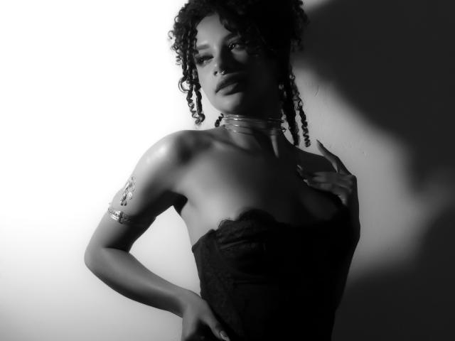 NoemiDawson - Live sex cam - 24996989