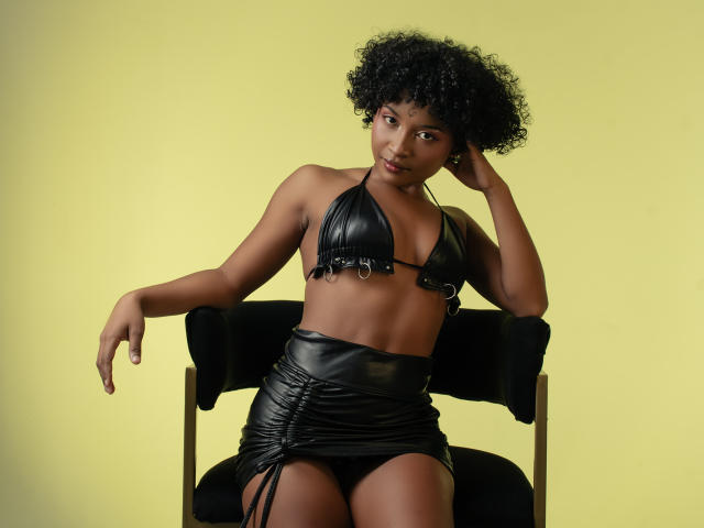 AikoTutsumi - Live sex cam - 24997417