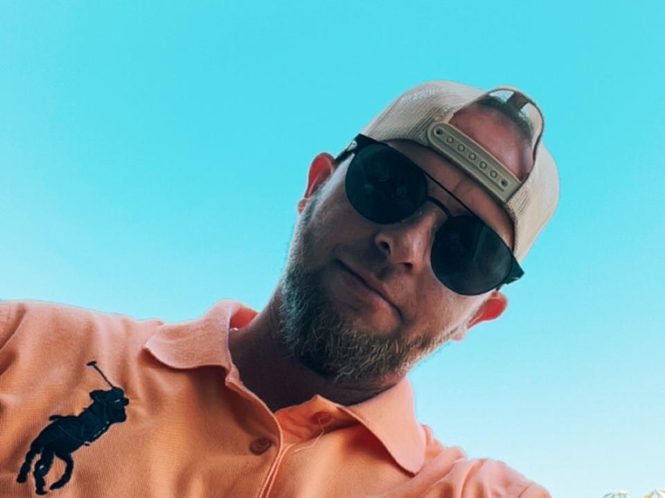 MikeHottLover69 - Sexe cam en vivo - 24997661