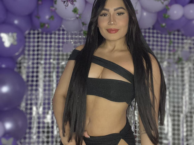 AshlyFerria - Live porn &amp; sex cam - 24998417