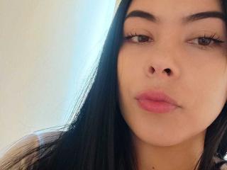 SophiaRamirez - Live sex cam - 24999997