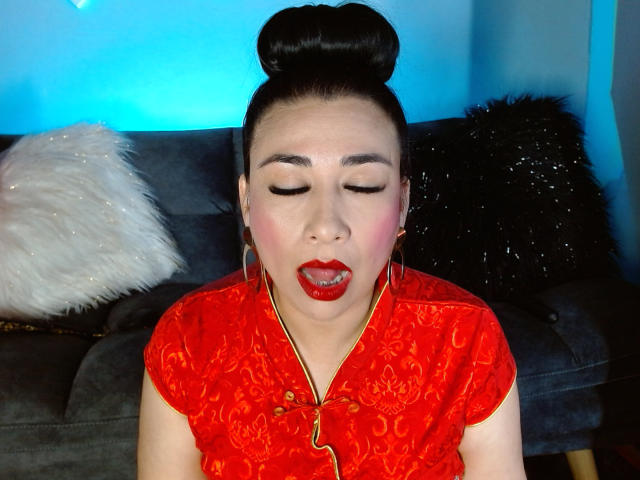 Karimelee - Live Sex Cam - 25000513