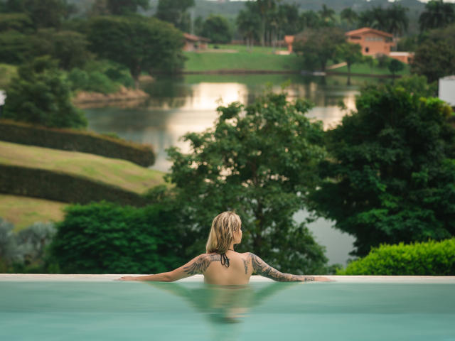 SarahRousen - Sexe cam en vivo - 25000593