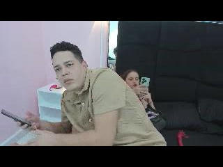 LaraAndDariusBS - Live porn &amp; sex cam - 25001561
