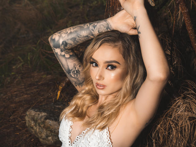 SarahRousen - Camera khiêu dâm &amp; quyến rũ trực tiếp - 25001573