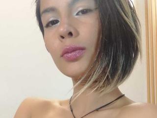 LoreanaAdams - Live sex cam - 25001633