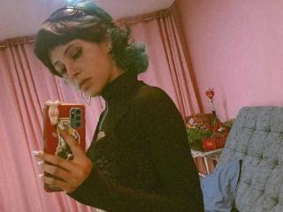 EmmaCourse - Live sex cam - 25007285