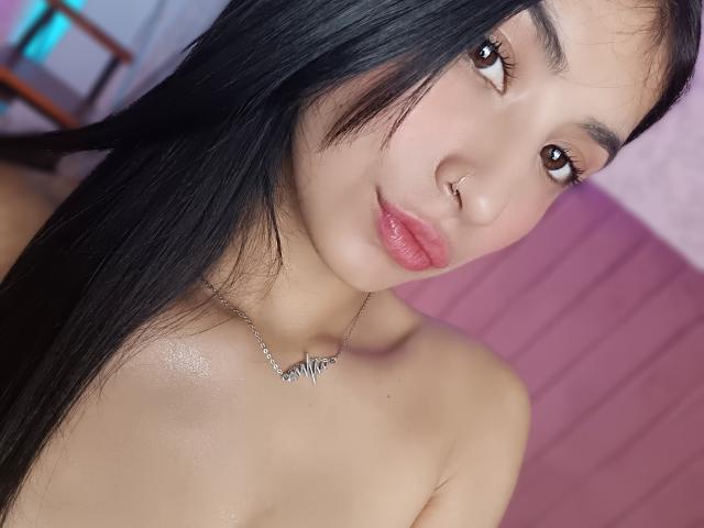 NaiaSanders - Live porn &amp; sex cam - 25008357