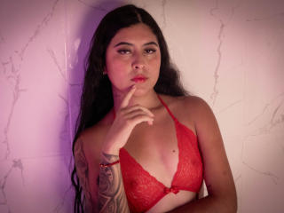 NicoleCollins - Live sex cam - 25010341