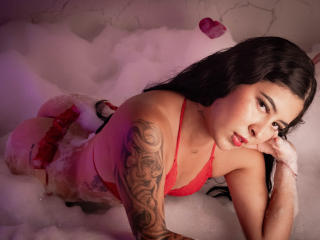 NicoleCollins - Live sex cam - 25010345