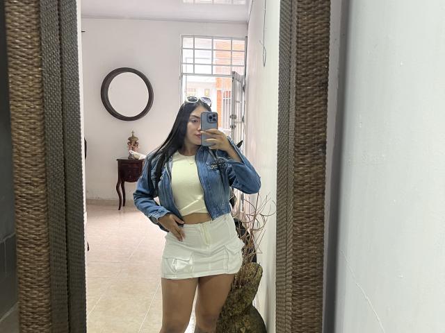 SharonKlart - Sexe cam en vivo - 25011245