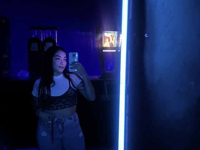 SharonKlart - Live sex cam - 25011341