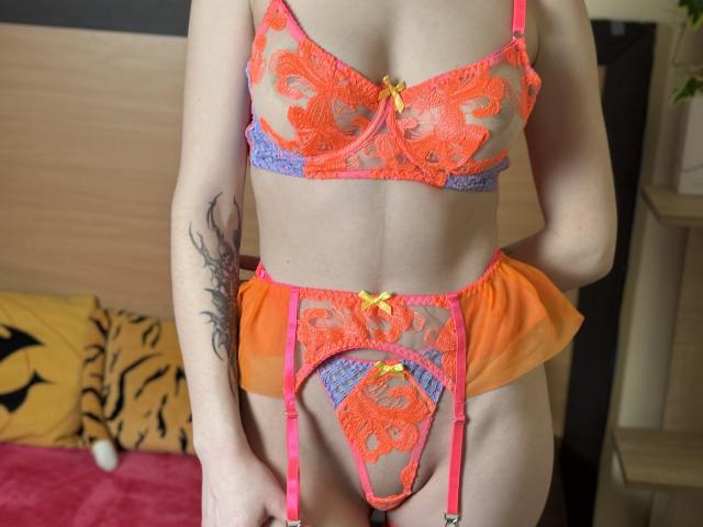 HappyTina - Live sex cam - 25012725