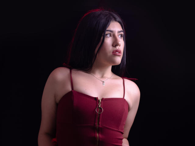 YellowHot - Live sex cam - 25018137