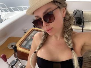 AvaGreenx - Live porn &amp; sex cam - 25021549