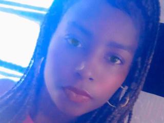 CandyChocolat - Live sex cam - 25023369