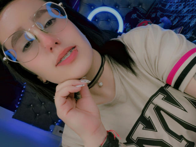 NatalieHarris - Live sexe cam - 25026649