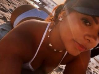 SofiaFoxx - Live sexe cam - 25030917
