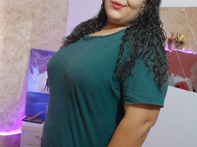 MelannieCarter - Live Sex Cam - 25031037