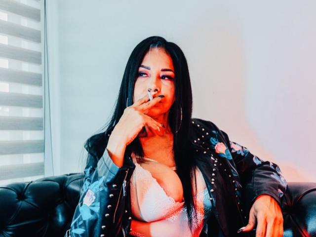 AngelinaDeleon - Sexe cam en vivo - 25032561