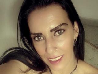 LagaGomez - Live porn &amp; sex cam - 25033713