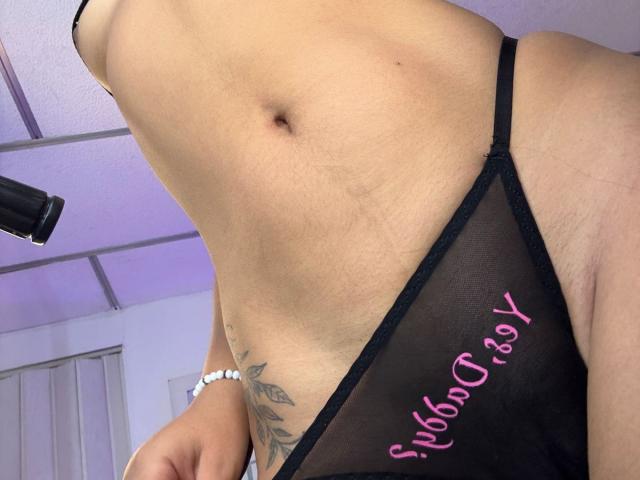 AlessiaFerry - Sexe cam en vivo - 25036337
