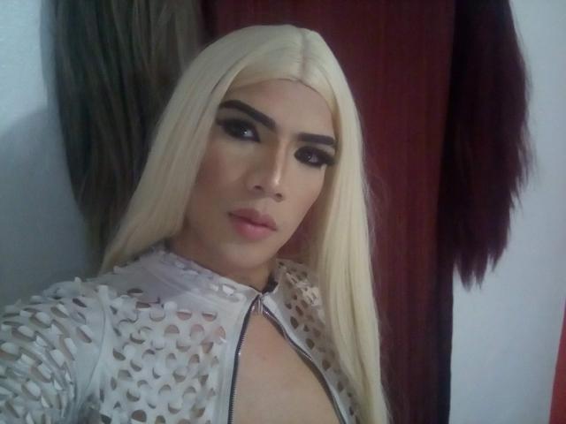 RoxanaLatinaTrans - Live sexe cam - 25038701