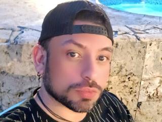 TonyGlams - Sexe cam en vivo - 25039237