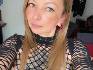 MorganCourse - Live sex cam - 25040825