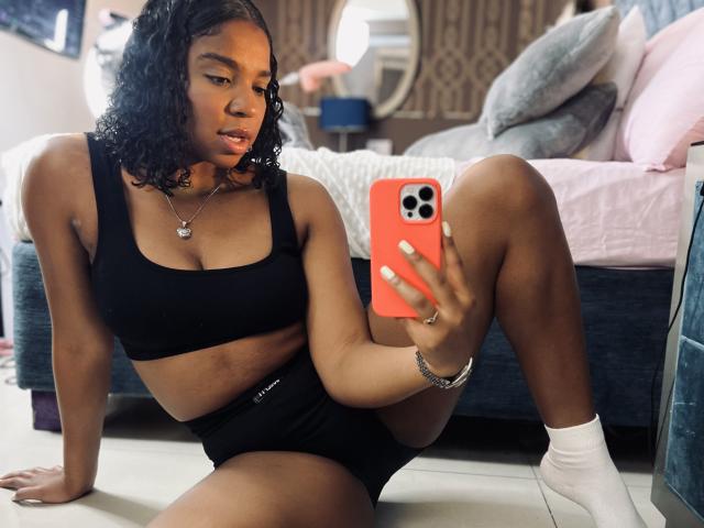 LisaMendez - Sexe cam en vivo - 25041685