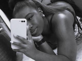 KarlieMoss - Live sex cam - 25042677