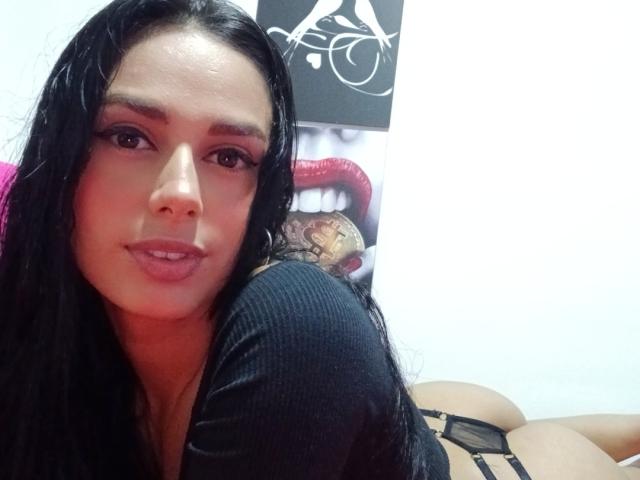 AnaisHilton - Live sex cam - 25042713